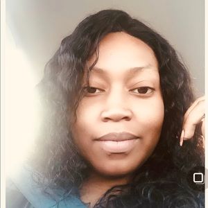 Meet your Posher, Deaundra